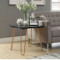 Brand new 😍 HomeRoots Marble and Geometric End Table ❤️