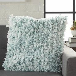 Outlet 🥰 HomeRoots Shaggy Chic Throw Pillow 🎉