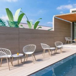 Brand new 🥰 JAMES DAR LLC Arc Chat Table 🧨